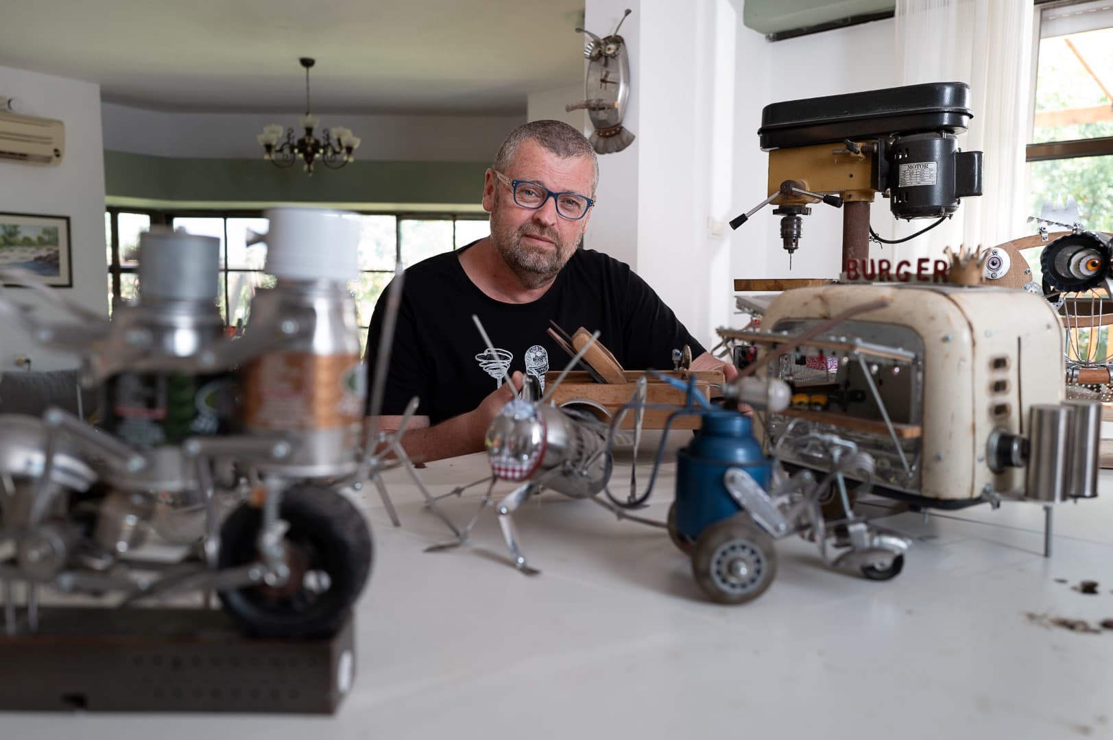 Igal Upcycled Creations: Artistic Sculpture Studio