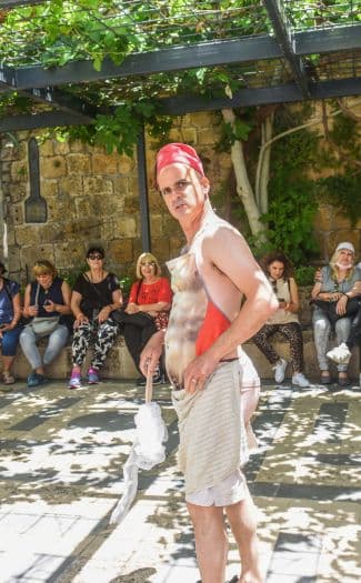 גבי זהר רוחות רפאים עכו