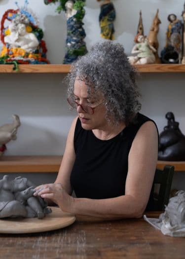To Create Healing ― A Meeting with the Sculptor Yael Netanel